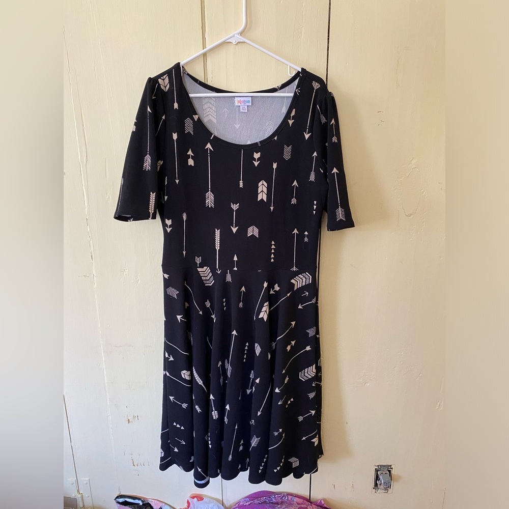Lularoe black dress with arrows 2xl